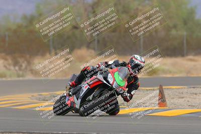 media/Sep-10-2022-SoCal Trackdays (Sat) [[a5bf35bb4a]]/Turn 6 (1140am)/